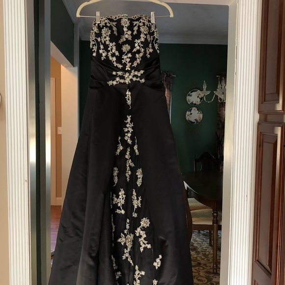 Dresses & Skirts - Prom dress/Formal